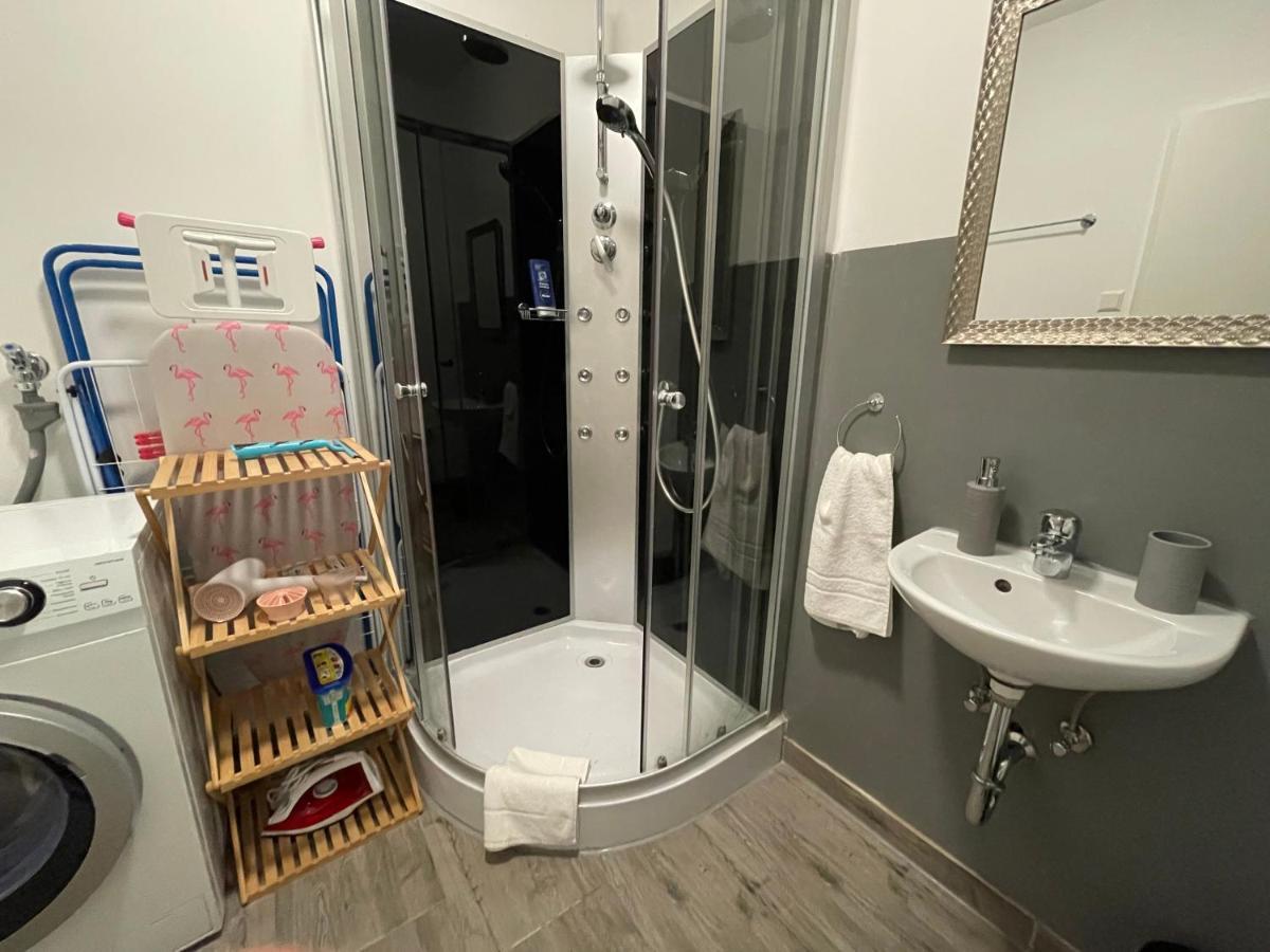 Urbansuites - Modern & Zentral In Der City - Dein Zuhause In Stuttgart Luaran gambar