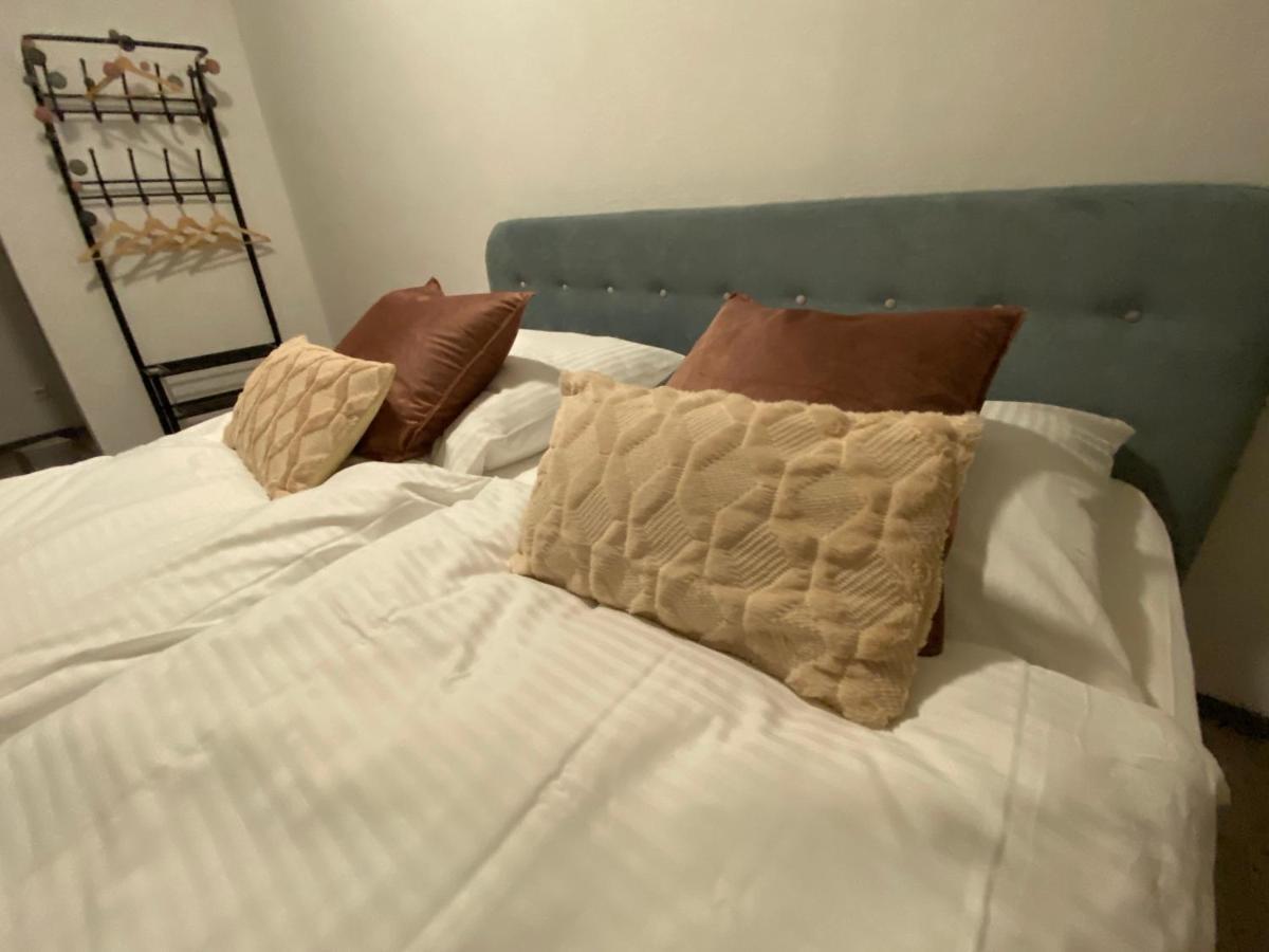 Urbansuites - Modern & Zentral In Der City - Dein Zuhause In Stuttgart Luaran gambar